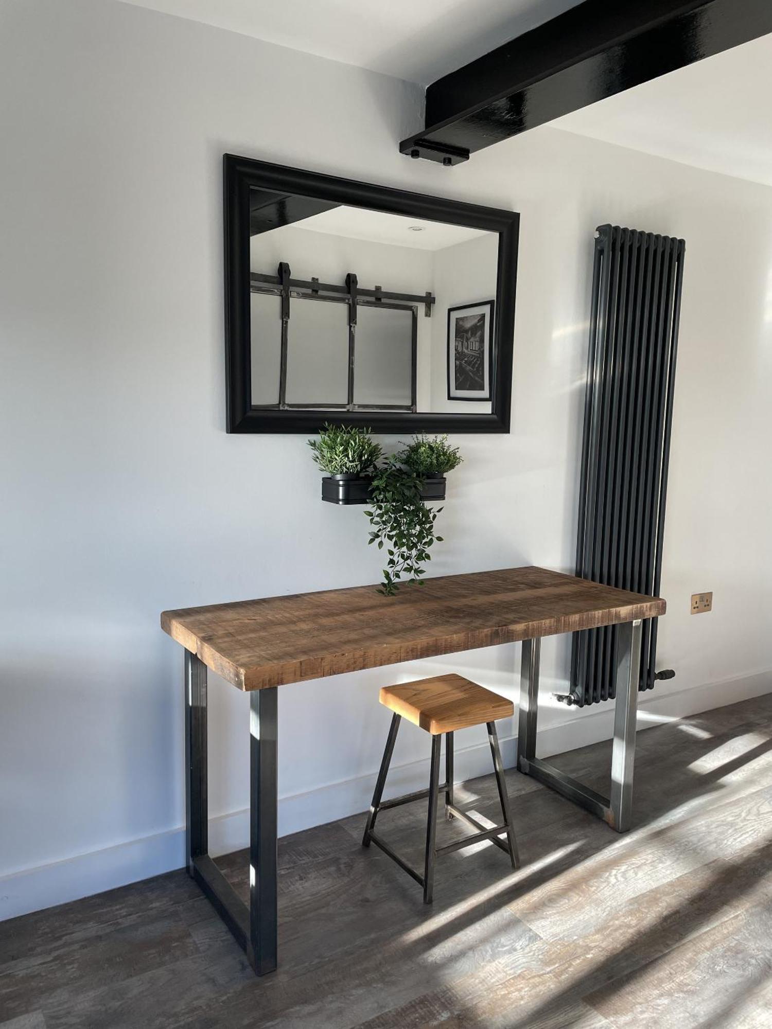 Booking Urban At Halstead Halstead  Dış mekan fotoğraf